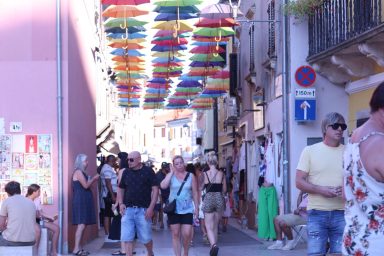 Novigrad winkelstraat